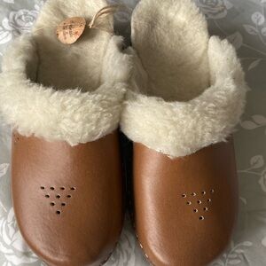 Faux Sherpa leather Swedish Clogs size 8